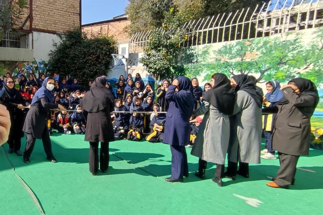 دبستان دوره دوم نیکان ساری