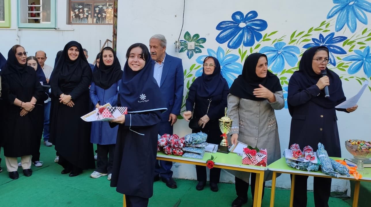 دبستان دوره دوم نیکان ساری